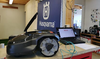 Årsservice robotklippere